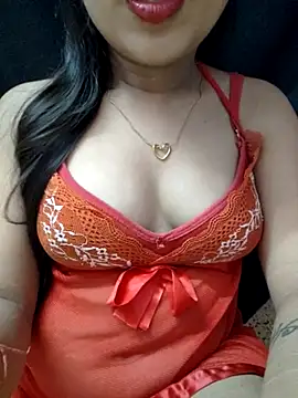Snapshot of Roshni_98 chatting on July 2026 05:37:01 PM Roshni 98 online show from July 2026 05:37:01 PM