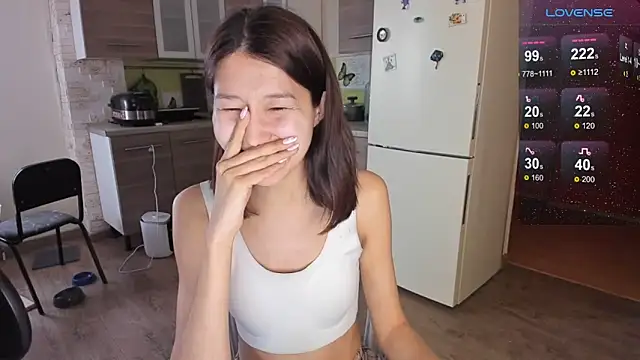 Snapshot of LeyylaStoone chatting on February 2025 11:22:02 AM LeyylaStoone online show from February 2025 11:22:02 AM