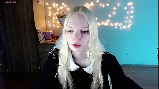Emily Nyaffee online show from February 2025 11:04:01 PM