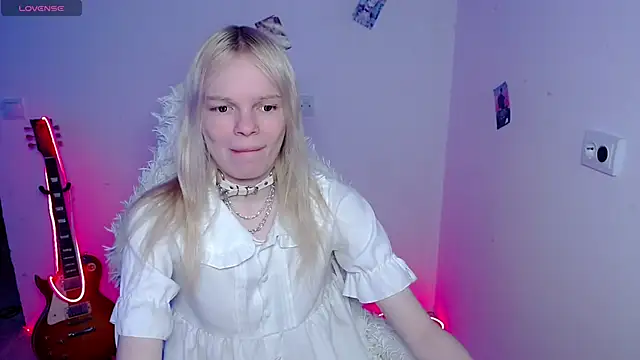 Emily Nyaffee online show from March 2026 10:45:02 AM