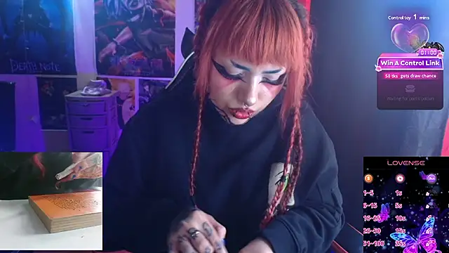 Snapshot of linda_mort chatting on February 2026 08:27:01 PM linda mort online show from February 2026 08:27:01 PM