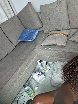 Snapshot of hornycreamybabe chatting on December 2025 03:18:02 PM hornycreamybabe online show from December 2025 03:18:02 PM