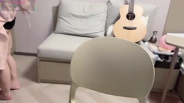 A-xena online show from October 2025 03:11:01 PM