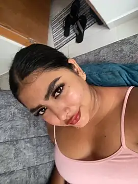 NatashaBrown12 online show from October 2025 01:09:01 PM