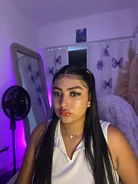 NatashaBrown12 online show from May 2026 03:09:02 PM