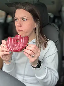 LadyLena1 online show from January 2025 09:36:01 PM