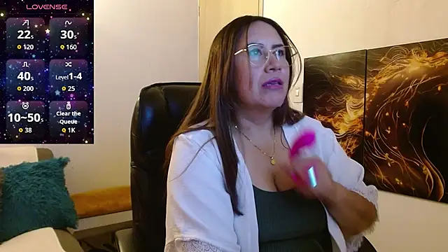 Snapshot of amalia_brunette chatting on March 2026 11:00:01 PM amalia brunette online show from March 2026 11:00:01 PM