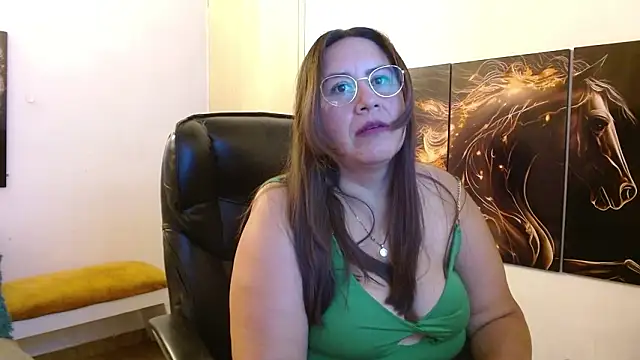 Snapshot of amalia_brunette chatting on March 2026 11:21:02 PM amalia brunette online show from March 2026 11:21:02 PM