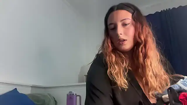 bybabyblue online show from November 2025 06:19:02 PM