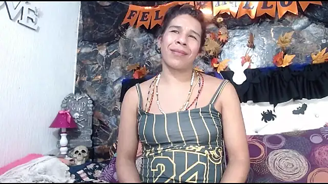 Snapshot of DesireDirtyTS__ chatting on October 2025 11:51:02 AM DesireDirtyTS online show from October 2025 11:51:02 AM