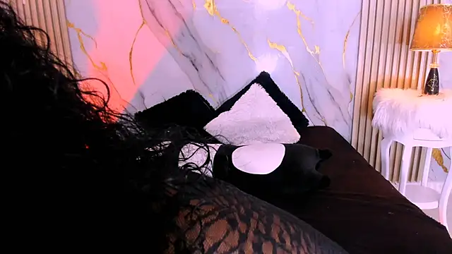 BeckyRusso online show from October 2025 01:43:02 PM