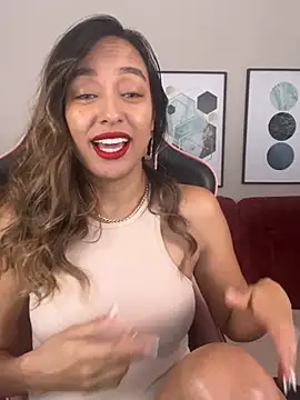 Snapshot of DianaHopson chatting on March 2025 02:24:01 PM DianaHopson online show from March 2025 02:24:01 PM