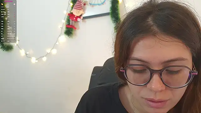 Snapshot of irinasweet27 chatting on December 2024 11:43:02 AM irinasweet27 online show from December 2024 11:43:02 AM