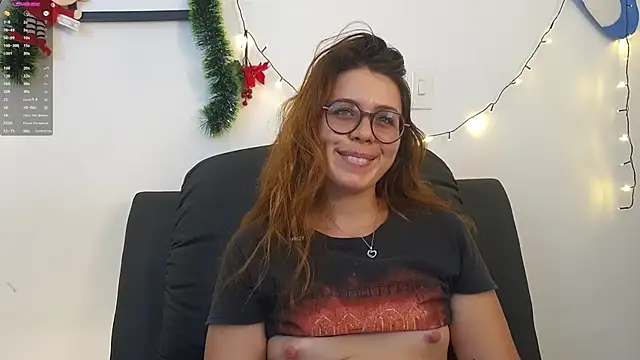 Snapshot of irinasweet27 chatting on December 2024 04:06:02 AM irinasweet27 online show from December 2024 04:06:02 AM