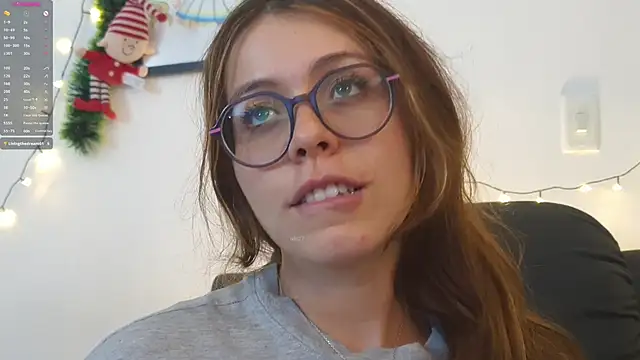 Snapshot of irinasweet27 chatting on December 2024 02:11:02 AM irinasweet27 online show from December 2024 02:11:02 AM