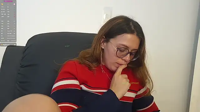 Snapshot of irinasweet27 chatting on February 2025 04:36:02 AM irinasweet27 online show from February 2025 04:36:02 AM