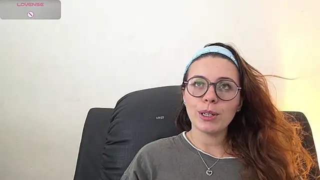 Snapshot of irinasweet27 chatting on September 2025 12:21:01 AM irinasweet27 online show from September 2025 12:21:01 AM