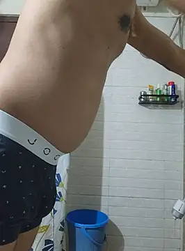 Snapshot of surfer_fun29 chatting on December 2024 03:58:02 AM surfer fun29 online show from December 2024 03:58:02 AM