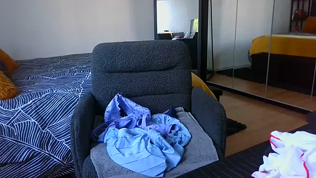 Snapshot of sarametisse26 chatting on April 2026 06:46:01 AM sarametisse26 online show from April 2026 06:46:01 AM