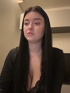 Angela Fosterr online show from October 2025 01:58:01 PM