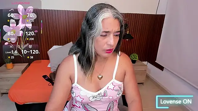 Snapshot of tammy_lynn69 chatting on October 2025 05:46:01 PM tammy lynn69 online show from October 2025 05:46:01 PM