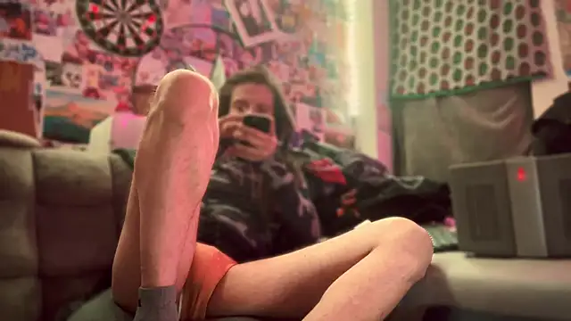 DownstairsSky online show from February 2026 06:56:02 AM