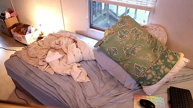 xxpixeyxx online show from September 2025 01:12:01 PM