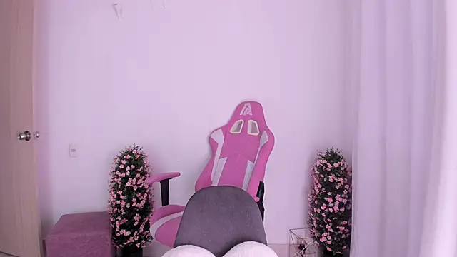 keissy rincon  online show from October 2025 09:13:01 PM