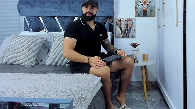 Zack Froone online show from June 2026 03:33:01 PM