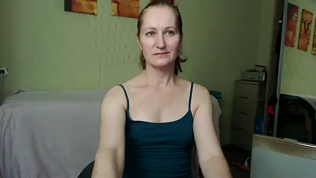 Snapshot of AmellyGrand chatting on December 2024 11:47:02 PM AmellyGrand online show from December 2024 11:47:02 PM