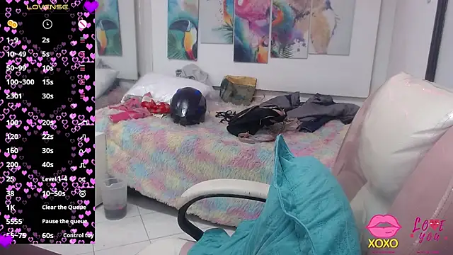 alegriamartinez online show from October 2025 07:03:02 PM