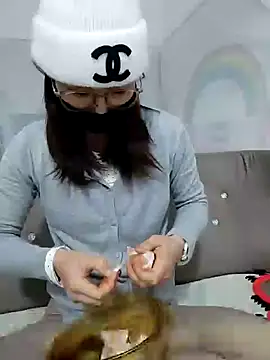 I AM NOT A SLUT online show from December 2024 03:40:02 AM