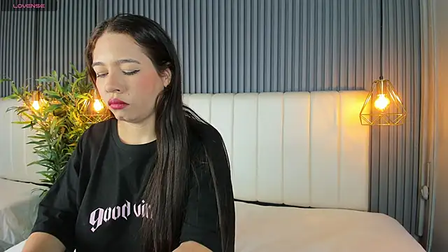 SaraRiley online show from December 2025 10:40:02 PM