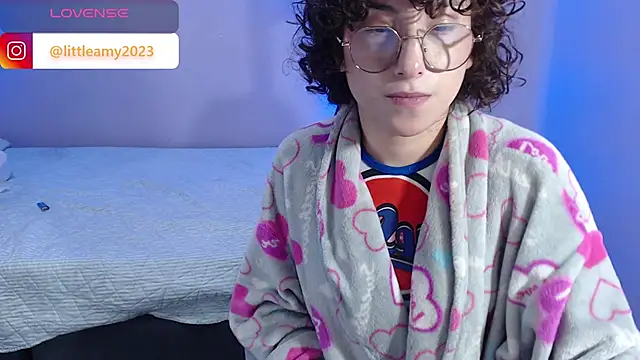 little  amy  online show from January 2025 08:39:01 PM