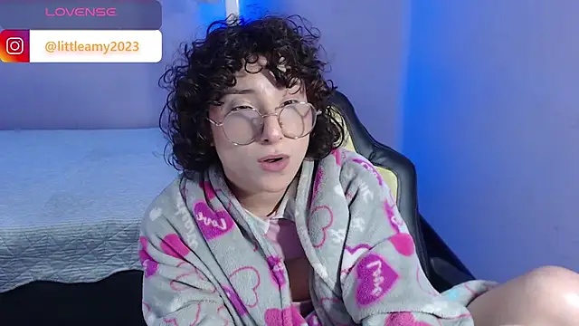 little  amy  online show from January 2025 01:11:01 AM