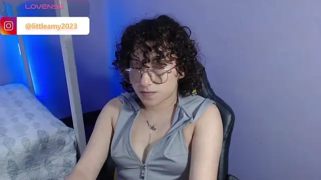 little  amy  online show from February 2025 02:12:01 AM