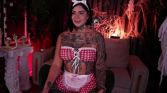 Kleeopatra  online show from October 2025 12:47:01 AM