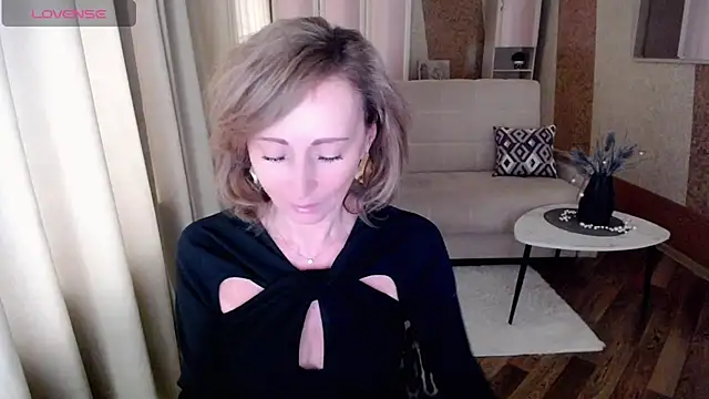 HornyMilf 777 online show from February 2025 05:39:01 AM