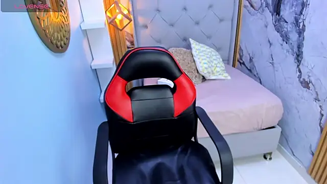 Snapshot of MILEY_JOAS2 chatting on September 2025 06:24:02 PM MILEY JOAS2 online show from September 2025 06:24:02 PM