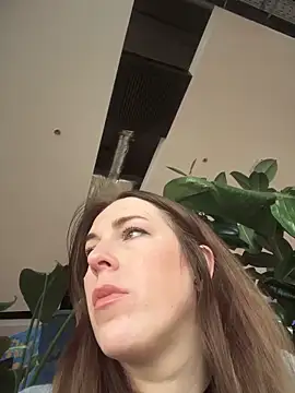 MommmyYummy online show from February 2026 10:41:02 AM