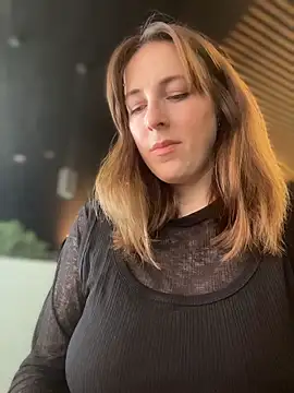 MommmyYummy online show from March 2026 09:48:01 AM