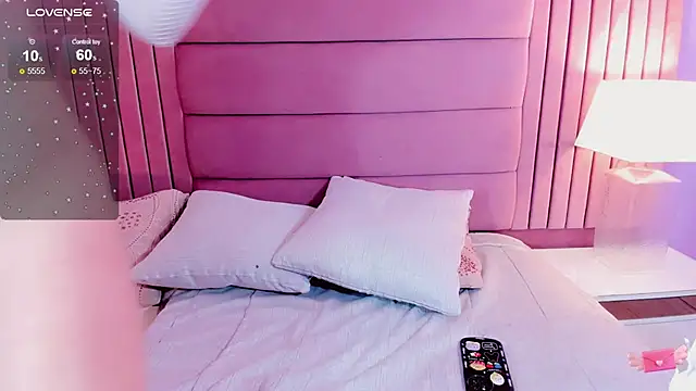 Snapshot of andrea_alvarz chatting on December 2024 08:13:01 AM andrea alvarz online show from December 2024 08:13:01 AM