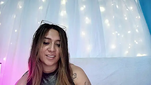 Natasha Wilde  online show from December 2024 10:55:02 PM