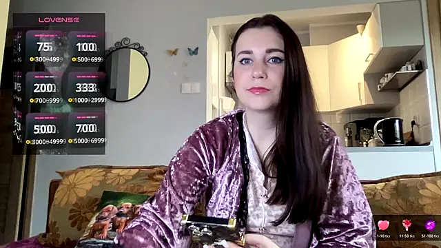 Teylor Love online show from October 2025 12:05:02 PM