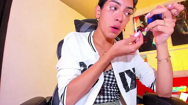 Alahia Rodriguez online show from March 2025 07:32:01 PM