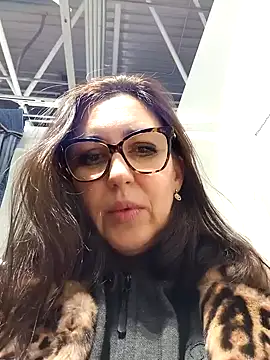 Snapshot of Ulyana72882 chatting on December 2024 09:23:01 AM Ulyana72882 online show from December 2024 09:23:01 AM