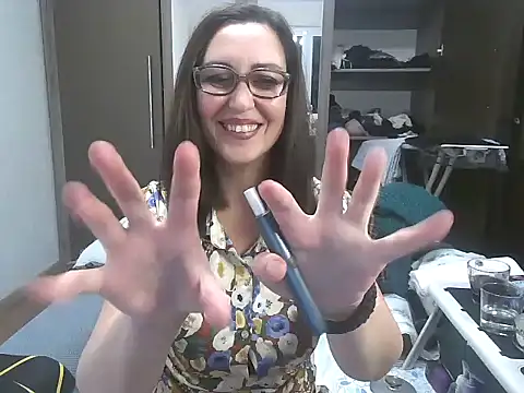 Snapshot of Ulyana72882 chatting on January 2025 04:56:02 PM Ulyana72882 online show from January 2025 04:56:02 PM