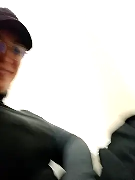 Snapshot of Ulyana72882 chatting on January 2025 06:19:02 PM Ulyana72882 online show from January 2025 06:19:02 PM