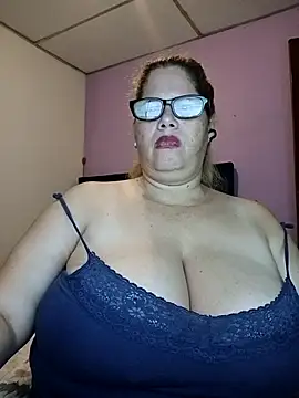 EllisW8 online show from May 2026 11:26:02 AM