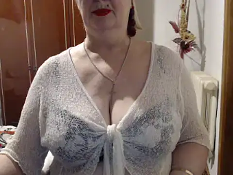 Secretfox online show from February 2025 10:51:02 AM